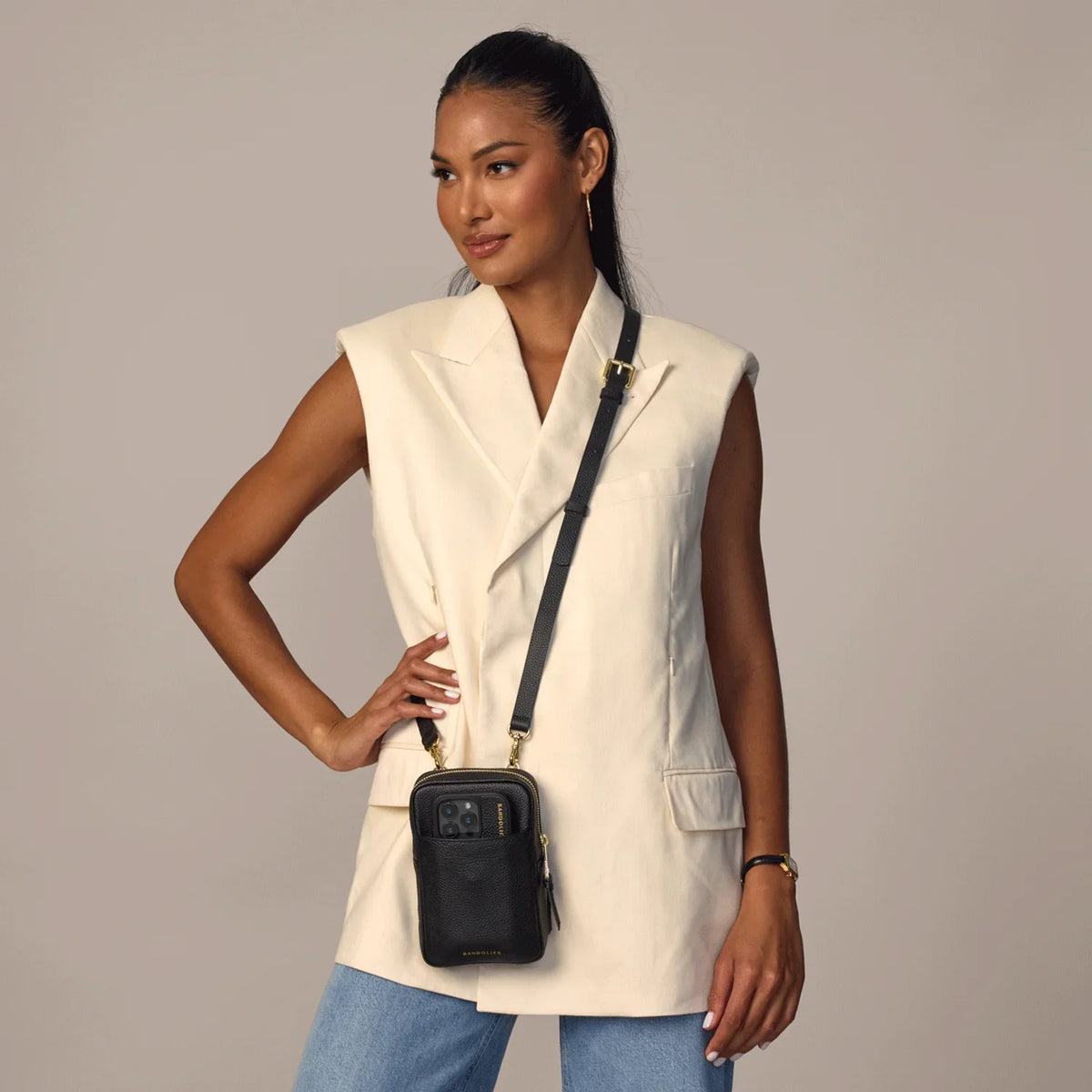 Large Expanded Pouch - Black/Gold