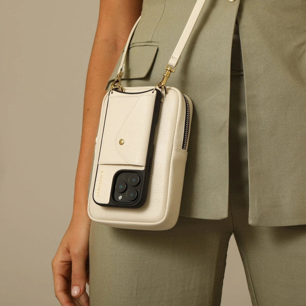 Large Expanded Pouch - Ivory/Gold