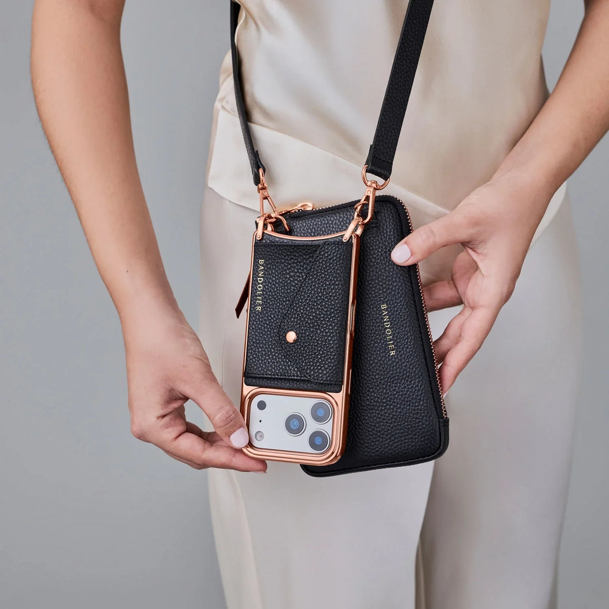 Pebble Leather Expanded Zip Pouch