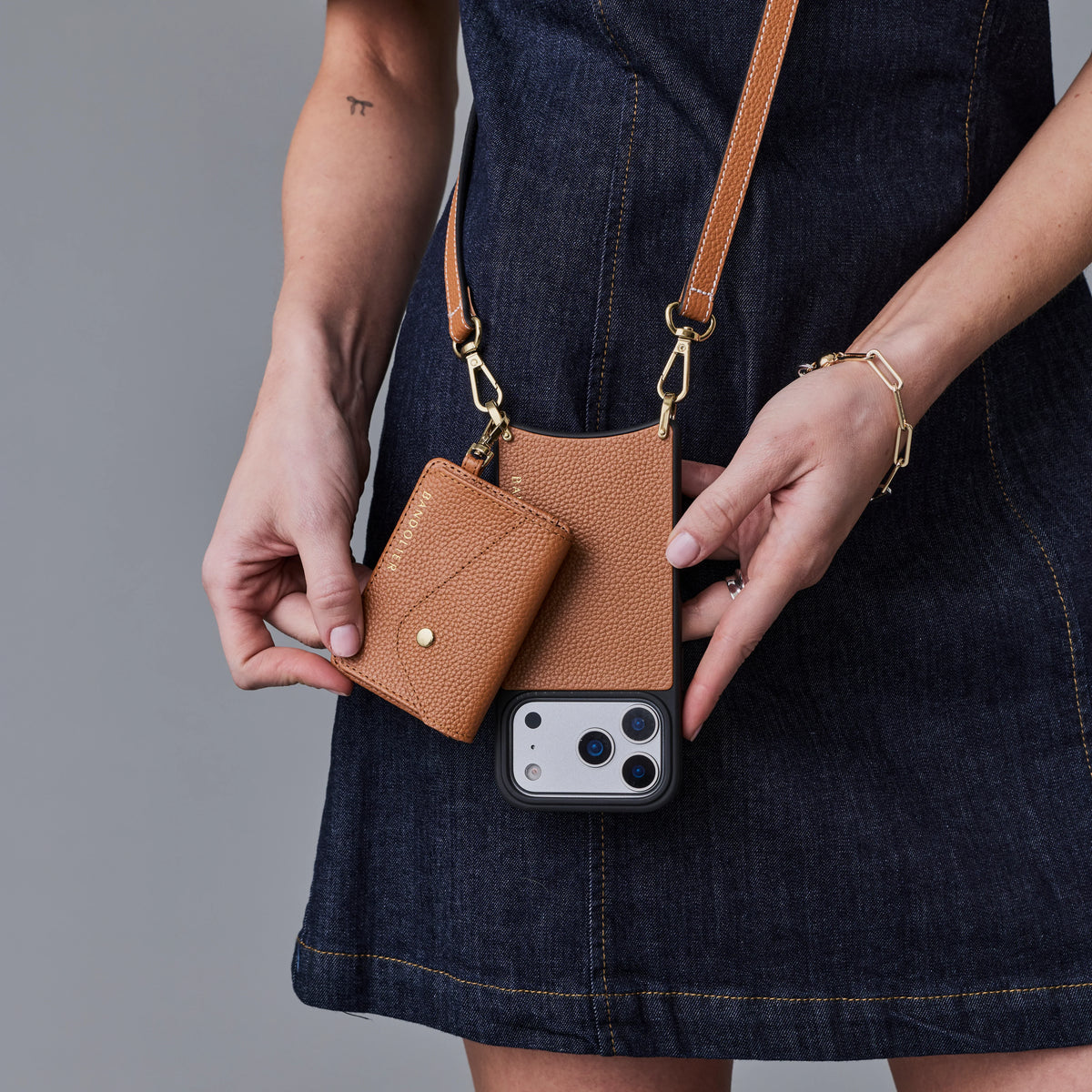 Remi Magnet Wallet Crossbody Phone Case - Saddle Brown/Gold