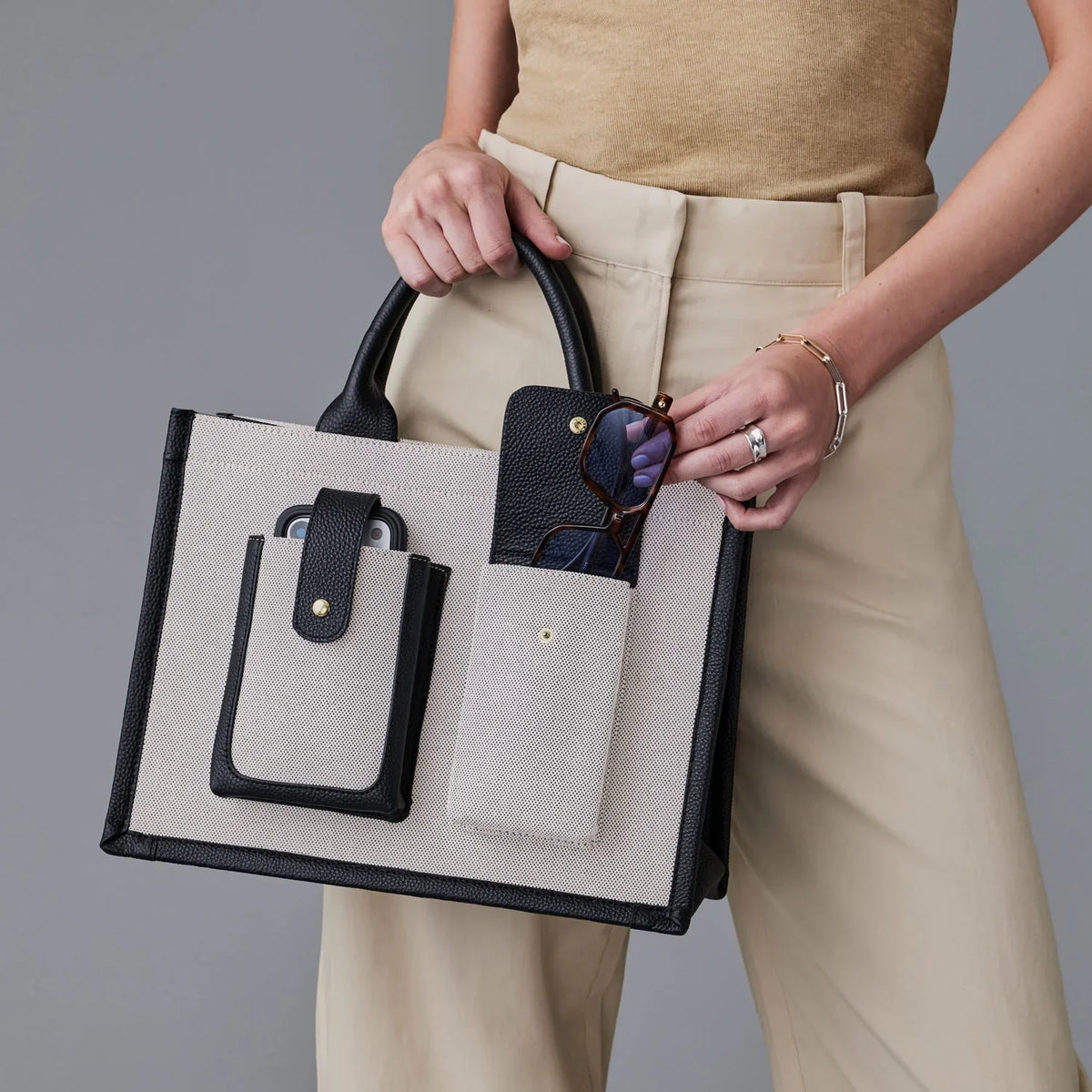Dillon Book Tote - Cream Black/Gold