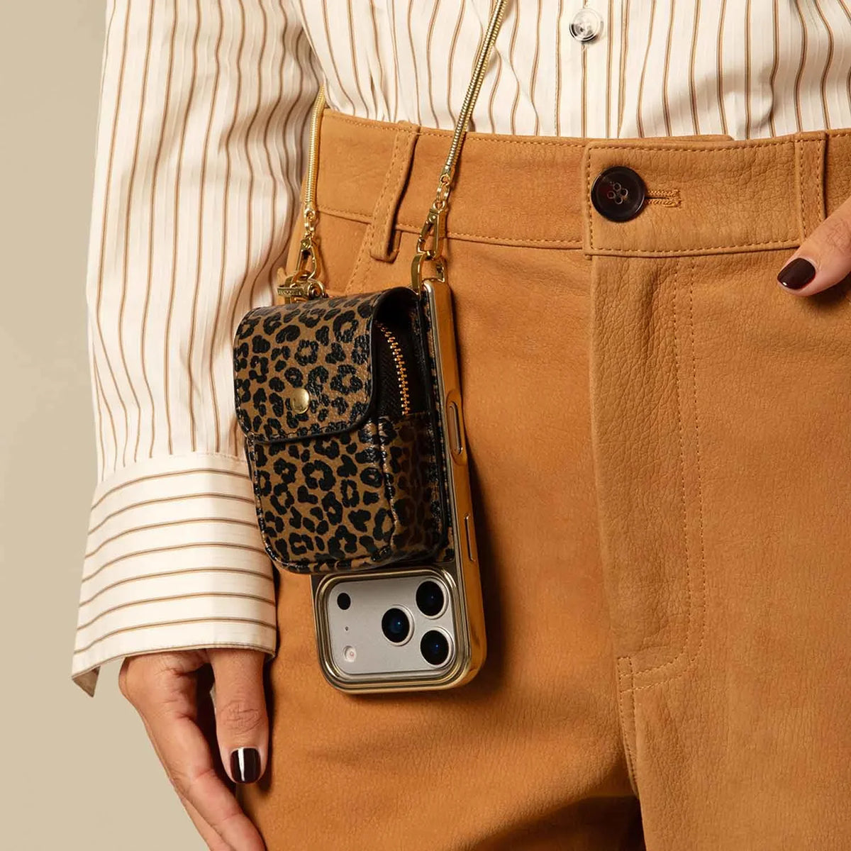 Remi Magnetic Zipper Pouch - Dark Leopard/Gold