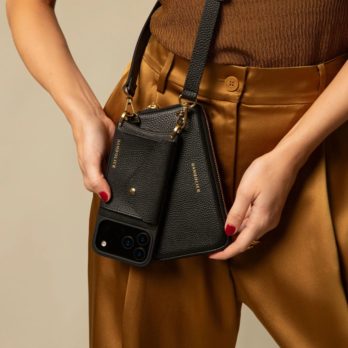 Expanded Zip Pouch - Black/Gold